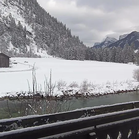 アパート Haus Exenbach