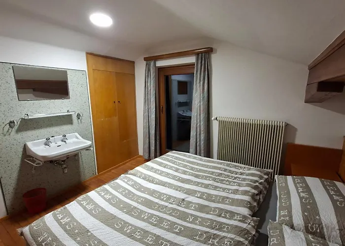 Haus Exenbach Апартаменты Лофер